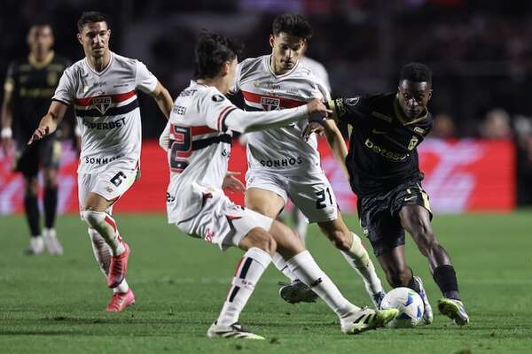 Libertadores: Bobadilla y Sánchez, a cuartos de final - Fútbol Internacional - ABC Color