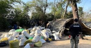 La Nación / Hallan megaestructura de producción y acopio de droga