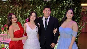 Los quince años de Thiara Ferreira