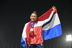 ¡Ana Paula Argüello se quedó con el bronce en heptatlón! - trece