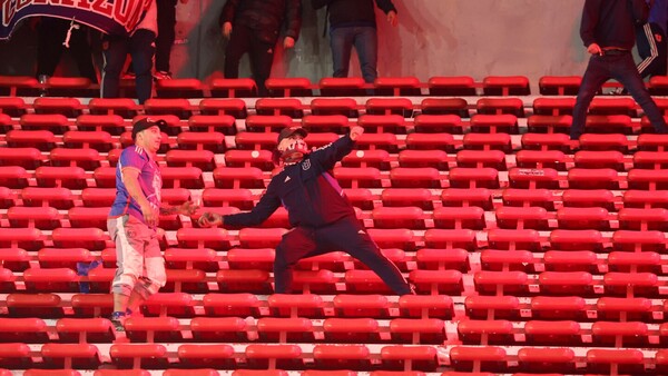 Partido cancelado en Avellaneda por violencia deja unos 10 heridos