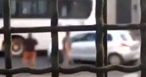 Diario HOY | Disparos frente a un colegio de Asunción tras roce entre auto y bus