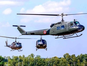 Taiwán dona helicópteros Bell UH-1H a la Fuerza Aérea Paraguaya