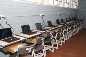 Popular / Alumnos del Ysaty ya tienen su segunda sala de informática