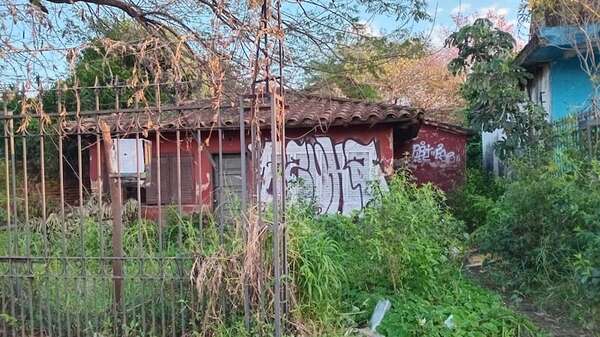 Municipalidad de Asunción interviene inmuebles abandonados en zona corporativa - Nacionales - ABC Color