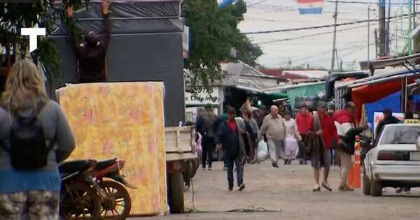 La Nación / Paraguay, imán de consumo para argentinos: electrodomésticos, carne y gaseosas a mitad de precio