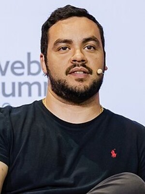 Popular / Empresario he´i que los que tienen menos de 30 son perezosos, se quejan de todo por eso no los contrata