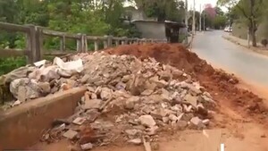 Escombros de la Municipalidad ocasionaron accidente de tránsito