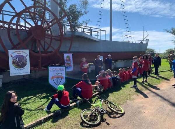 La quinta edición del bici tour se realiza este domingo en Vapor Cué - Nacionales - ABC Color