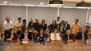 Unidos por Asunción exige destitución de Nenecho e ir a elecciones inmediatas