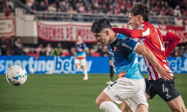 Versus / Cerro: Récord de pelotas perdidas luego de tres años