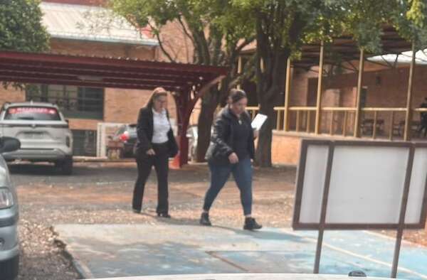 Derecho UNA: fiscala exige resguardo de documentos que puedan esclarecer denuncias electorales - Política - ABC Color