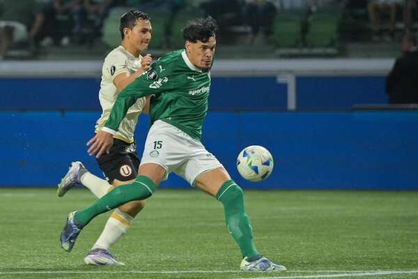 Palmeiras avanza con el “freno de mano” ante Universitario, que se despide con honor - Copa Libertadores - ABC Color