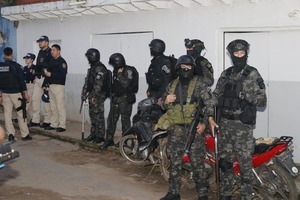 Allanamientos simultáneos en la Chacarita: joven fue detenido por el asesinato de una mujer