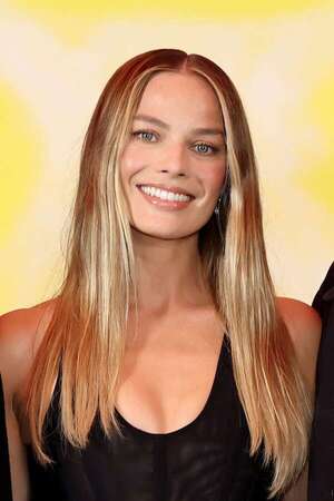 Margot Robbie reaparece divina en una red carpet tras ser madre - Gente - ABC Color