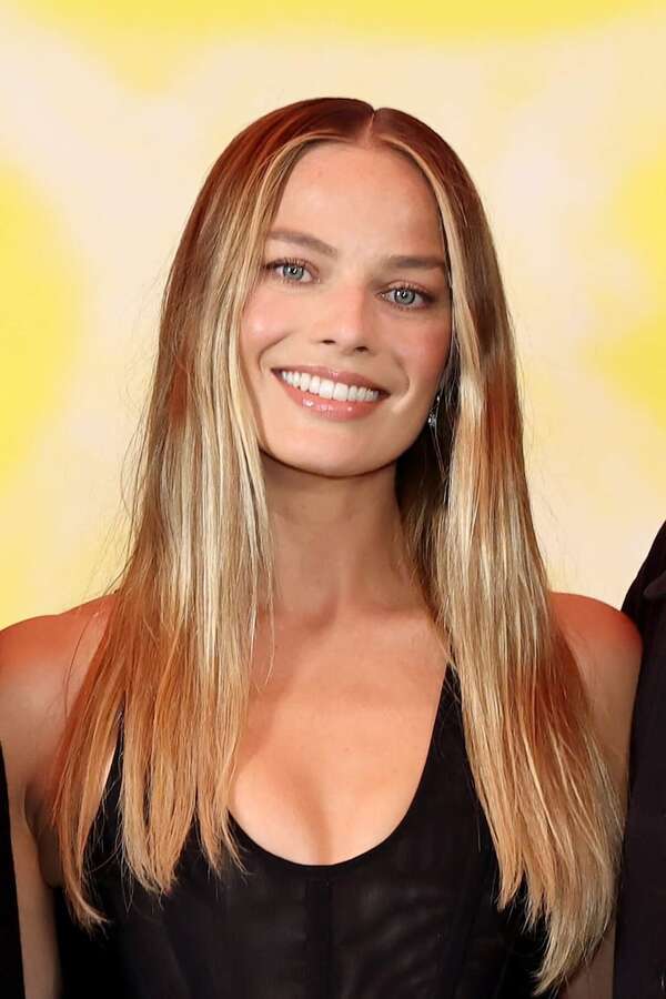Margot Robbie reaparece divina en una red carpet tras ser madre - Gente - ABC Color