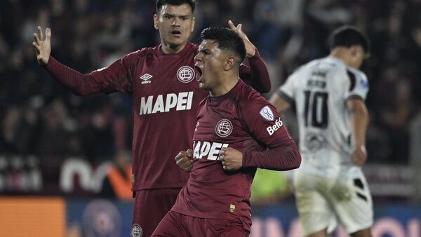 Lanús agenda cita con Fluminense en cuartos de final