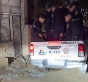 Allanan 7 viviendas en La Chacarita por homicidio de Ingrid Cattebeke