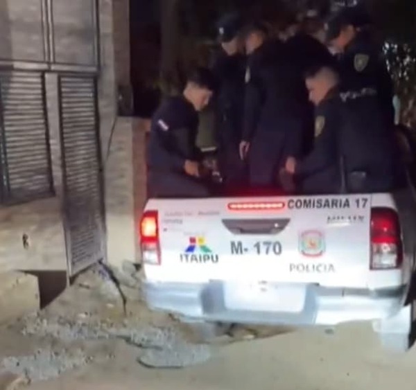 Allanan 7 viviendas en La Chacarita por homicidio de Ingrid Cattebeke