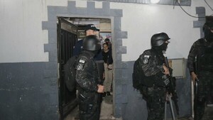 Nueva incursión policial en La Chacarita por enfrentamientos logra tres detenidos