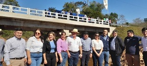 Habilitan nuevo puente de hormigón armado en Puerto Trinidad, Nueva Alborada