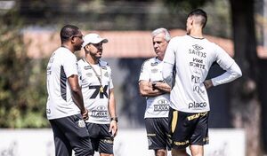 Versus / Gustavo Caballero tiene nuevo entrenador en el Santos