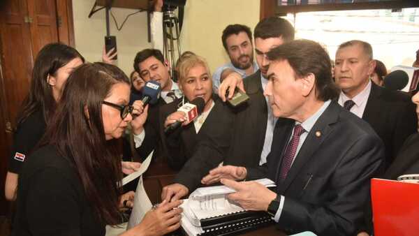 Interventor entrega informe final sobre gestión de Nenecho y habla de un “debacle financiero”