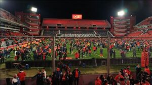 Independiente buscaría demostrar que suspensión de juego ante la U se dio por actitud de los chilenos