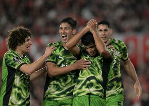 Versus / Robert Rojas: "Pedí perdón por el gran cariño que le tengo al club"