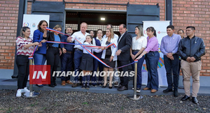 GOBERNACIÓN INAUGURA SALÓN MULTIUSO EN ESCUELA DE CUATRO POTRERO