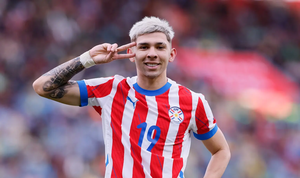 Julio Enciso, a un paso del BlueCo: jugará en Estrasburgo antes de llegar al Chelsea
