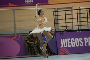 Paloma García se queda con la medalla de plata en patinaje artístico | Unicanal
