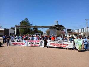 Cañicultores amenazan con volver a cerrar rutas por incumplimiento de Petropar  - Nacionales - ABC Color