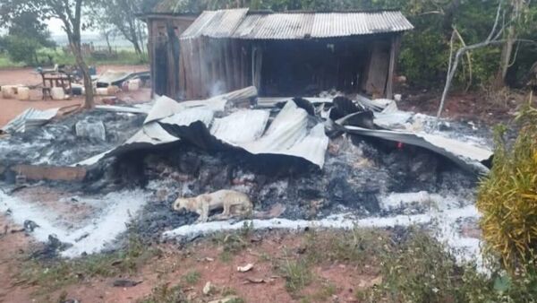 Un rayo cayó sobre la casa donde toda una familia dormía