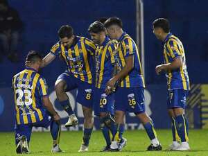 Luqueño recibe a Recoleta con el objetivo de descontar a Cerro - Fútbol - ABC Color