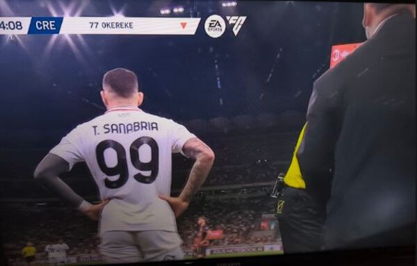Popular / Tonny umía amargaron debut de Modric en el Milan AC