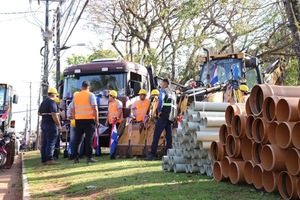 Gobierno inicia obras de alcantarillado sanitario en Caazapá para más de 12.000 familias - ADN Digital