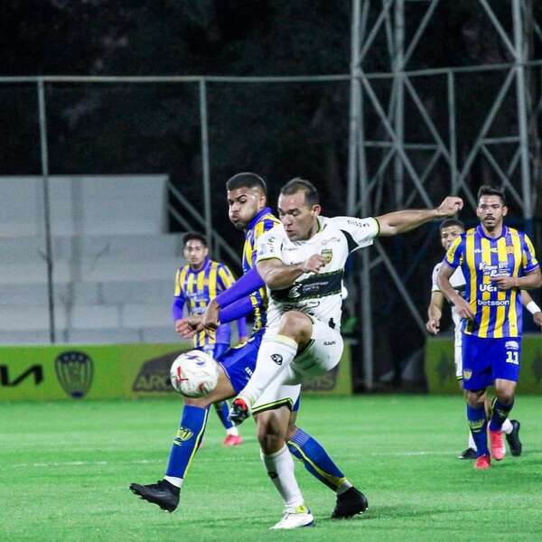 Aburrido empate entre Luqueño y Recoleta en Itauguá - Fútbol - ABC Color