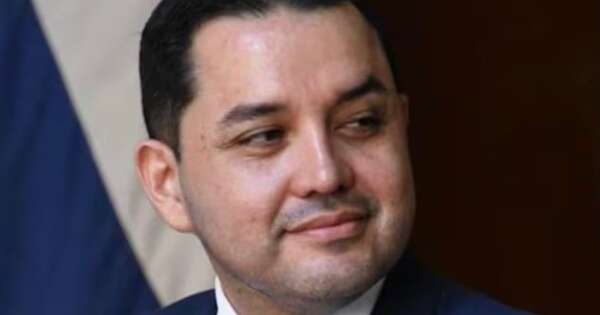 La Nación / Luis Bello asume la intendencia de Asunción