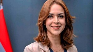 Stella Guillén: Servidora pública por convicción y docente de corazón