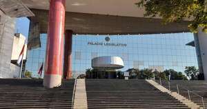 La Nación / Varias comisiones de Diputados debatirán sobre fusión ministerial