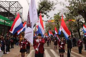 Video: San Bernardino celebró sus 144 años con desfile estudiantil - Nacionales - ABC Color