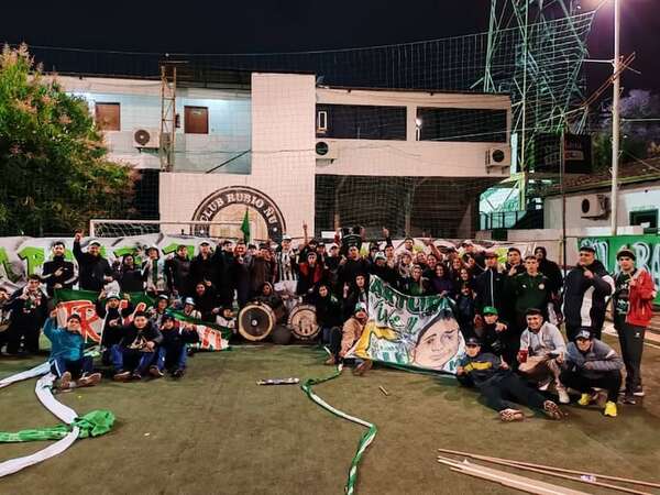 Rubio Ñu festeja 112 años en la cima - Fútbol - ABC Color