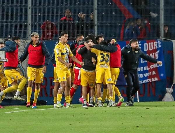 Trinidense deja sin invicto al puntero - La Tribuna