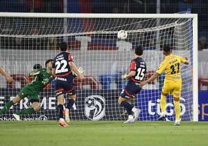 Trinidense pone la “Cruz” al invicto de Cerro Porteño - Fútbol - ABC Color