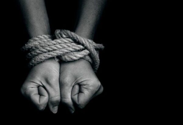 Secuestran a encargado de establecimiento en CapitÃ¡n Bado