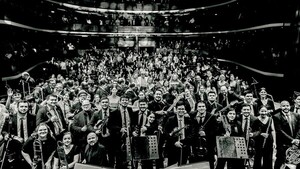 Entre polcas y guaranias: Tributo al idioma guaraní en el Municipal