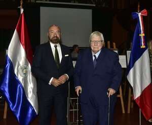 Exposición revive el legado del Potez 25 y la Paz del Chaco - Sociales - ABC Color