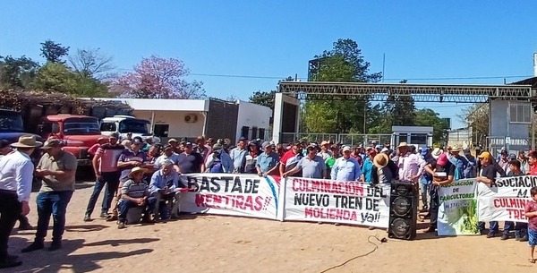 Cañicultores de Troche piden al Gobierno culminar nueva planta alcoholera