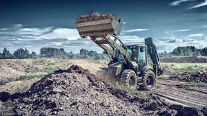 JCB asegura contrato de USD 45 millones con el Ejército de EE.UU. para suministro de retroexcavadoras - Amigo Camionero